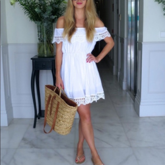 💕Off Shoulder White Lace Dress💕 - Picture 4 of 8